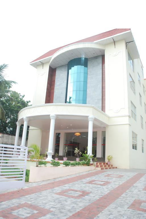 Hotel Vpn Residency Велангани Екстериор снимка