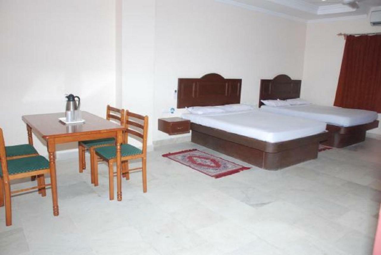 Hotel Vpn Residency Велангани Екстериор снимка