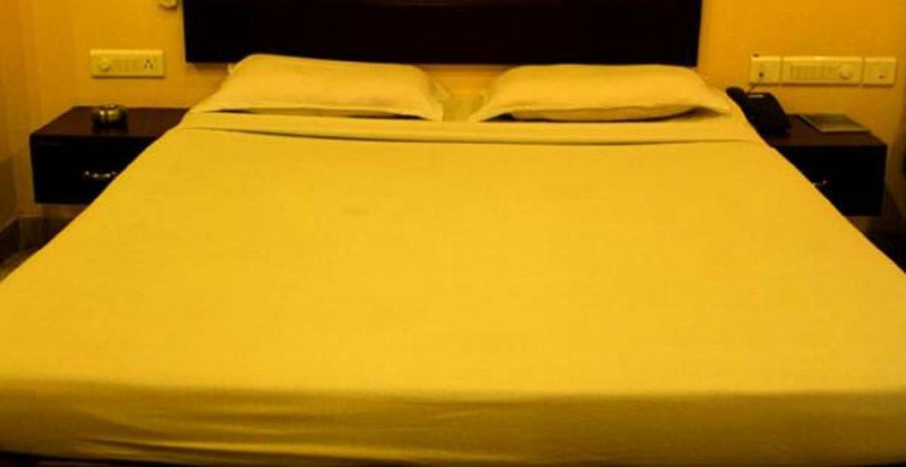 Hotel Vpn Residency Велангани Екстериор снимка