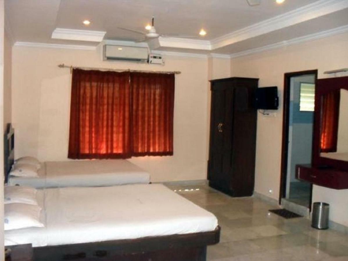 Hotel Vpn Residency Велангани Екстериор снимка